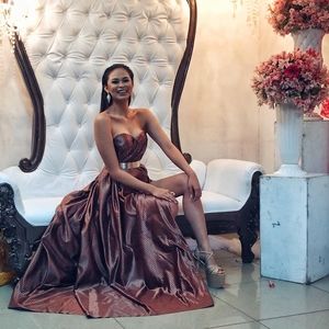 Meet your Posher, Jelita rome